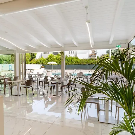 Hotel Carducci-2