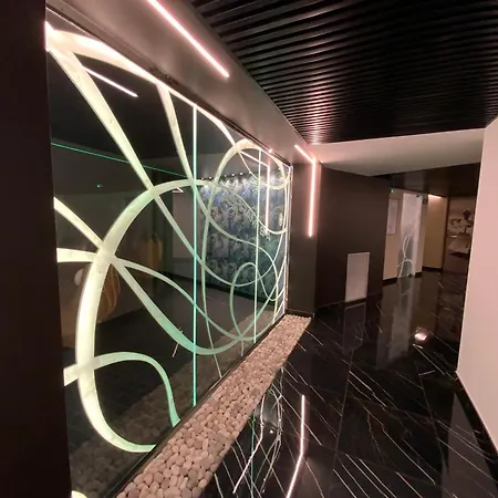 International Beach Hotel-3