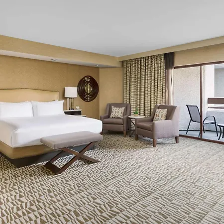 Hilton Phoenix Airport-2