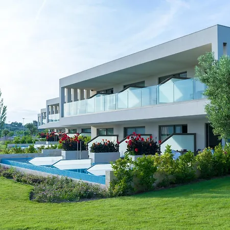 Ammoa Luxury Hotel & Spa Resort-3