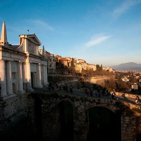 Petronilla - Hotel In Bergamo-3