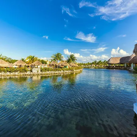 Grand Palladium Select White Sand Resort & Spa-2