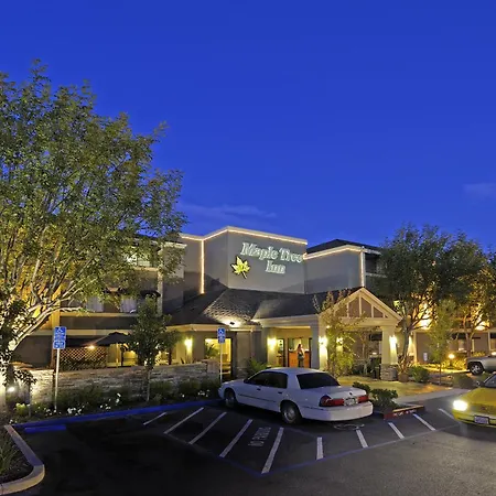 Maple Tree Inn-2