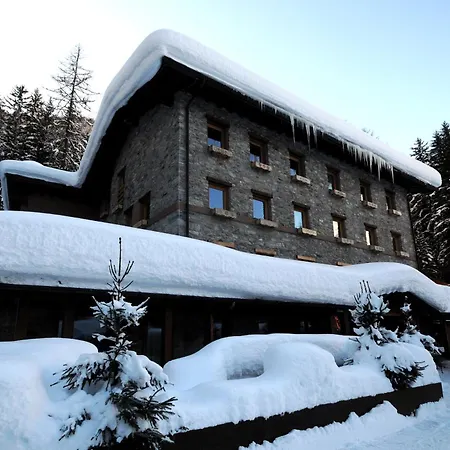 Chalet Eden Eco Hotel, Restaurant & Wellness-3
