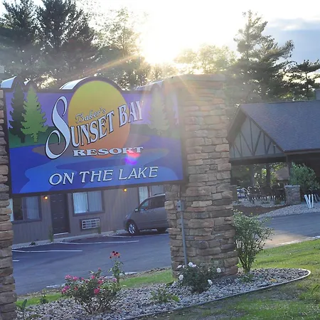 Sunset Bay Resort & Suites-3