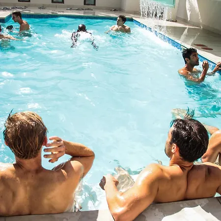The Glen Boutique Hotel & Spa-3