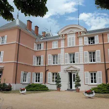 Chateau de la Chapelle des Bois-2