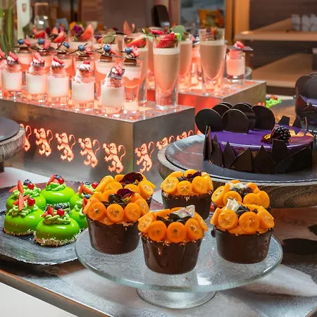 Cratos Premium Hotel Casino & Spa-3