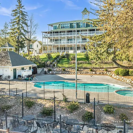 Victorian Inn Elkhart Lake-3