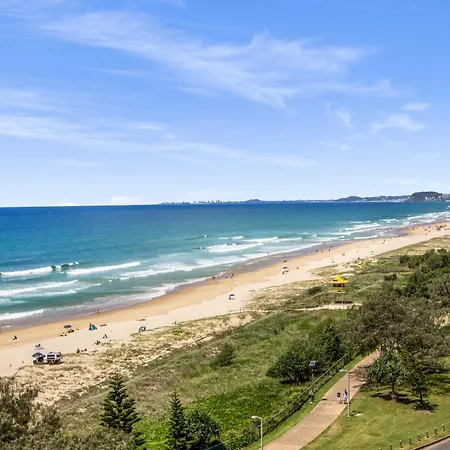 Boulevard Towers On Broadbeach-2