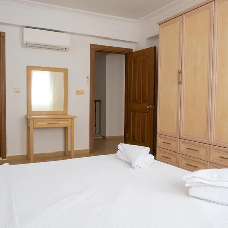 Perdikia Hill Hotel And Villas-2
