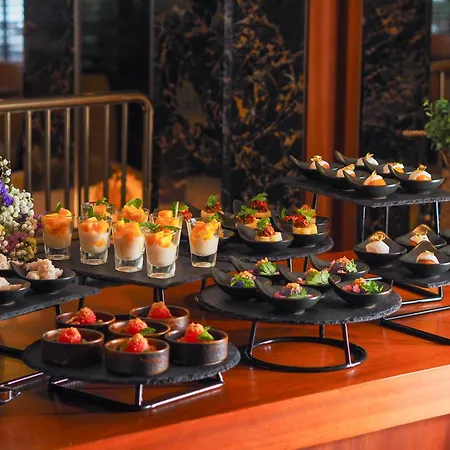 Samala Bangkok Sukhumvit 15 By Kingston Hotels-3
