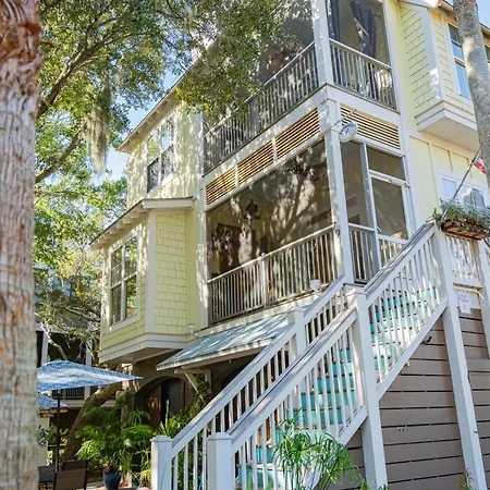 Water'S Edge Inn - Adults Only-2