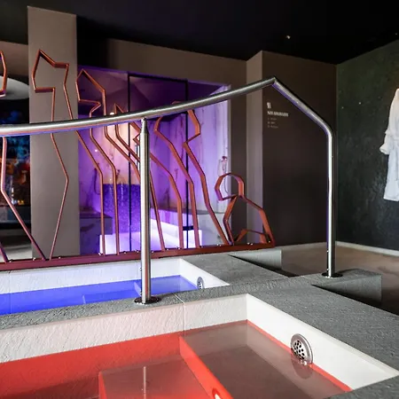 Hotel Emmy - Five Elements-2