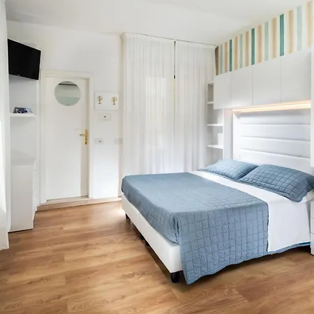 Hotel Albatros-3