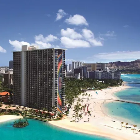 Hilton Hawaiian Village Waikiki Beach Resort-3