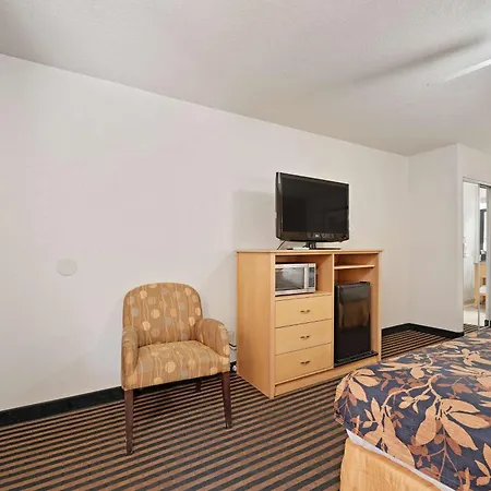 Best Western Plus Executive Inn & Suites-3
