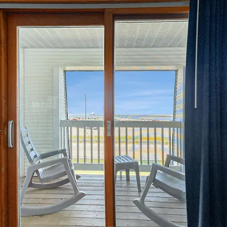 Snyders Shoreline Inn-3