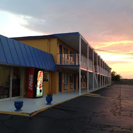 Belmont Inn And Suites-2