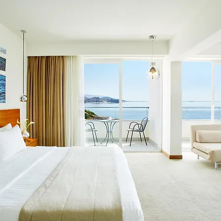 Lucy Hotel-3