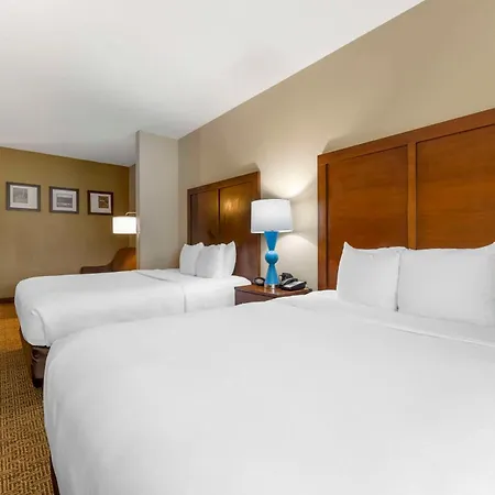 Comfort Suites Near Vancouver Mall-3