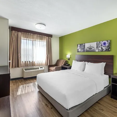 Sleep Inn & Suites Salina I-135-2