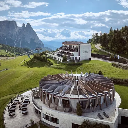 Como Alpina Dolomites-2