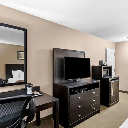 Heartland Inn & Suites, Surestay Collection By Best Western-3