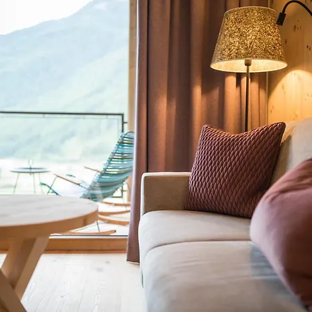 Tonzhaus Hotel-2