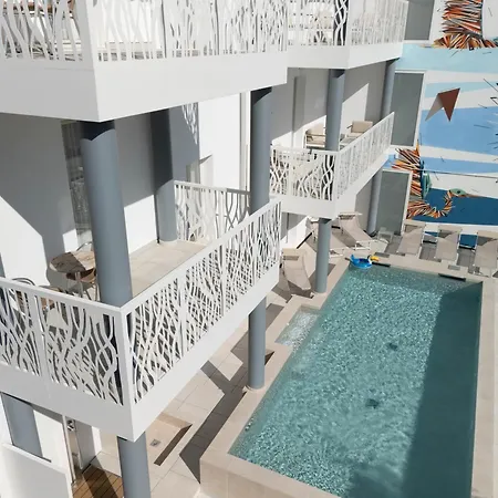 Hotel Marzia Holiday Queen-3