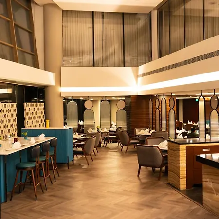 Crowne Plaza Ahmedabad City Centre By Ihg-2