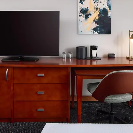 Courtyard By Marriott Fort Collins-2