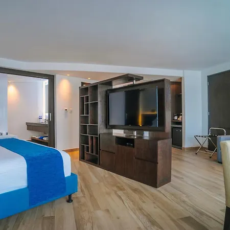 Wyndham Guayaquil, Puerto Santa Ana-2