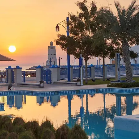 Hilton Salwa Beach Resort&Villas-3