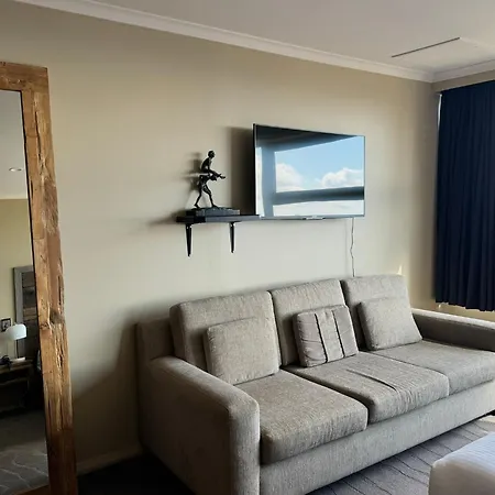 Mt Buller Chalet Hotel & Suites-3