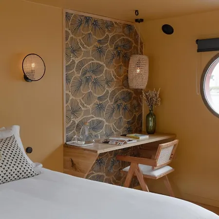 LA PENICHE - Bed And Bicycle - Aigues Mortes-2