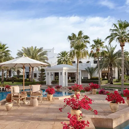 Sharq Village & Spa, A Ritz-Carlton Hotel-2