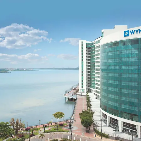 Wyndham Guayaquil, Puerto Santa Ana-3