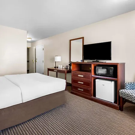 Surestay Plus Hotel By Best Western Drumheller-3