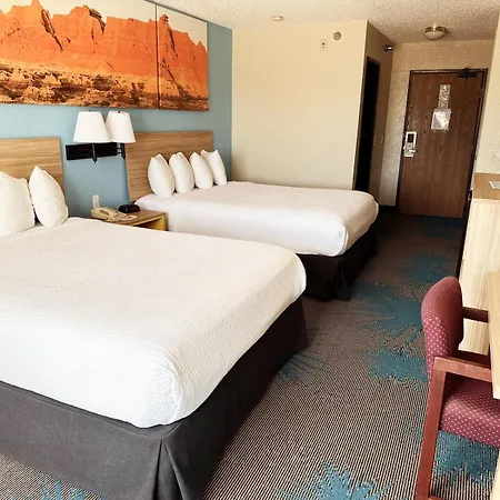 Days Inn By Wyndham Ozark Springfield-2