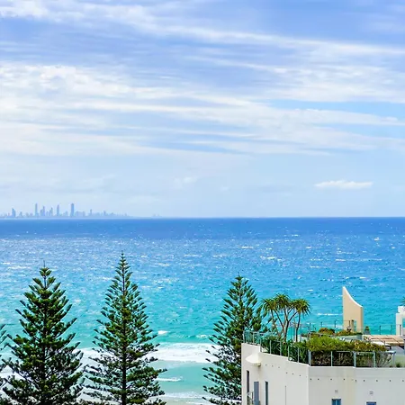 Rainbow Commodore Coolangatta-3