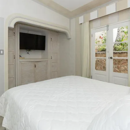 Villa Caprichosa Boutique Hotels-3