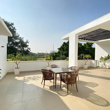 Karma Lakelands Golf Resort & Residences-3