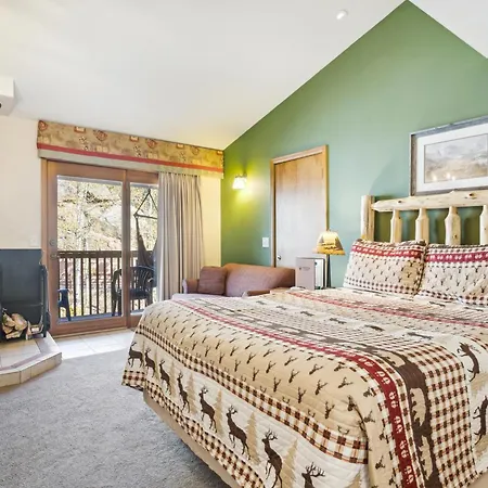 Ponderosa Lodge-2