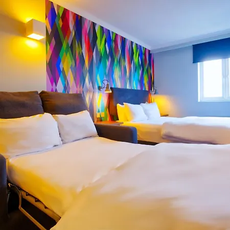 Village Hotel Manchester Hyde-2