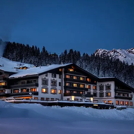 Hotel Almhof Schneider-2