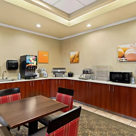 Comfort Inn & Suites Creswell-3