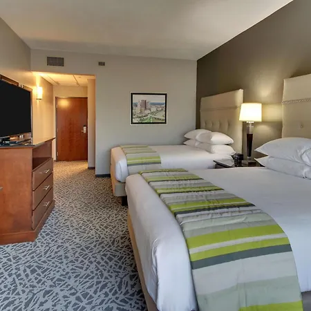 Drury Inn & Suites Cleveland Beachwood-2