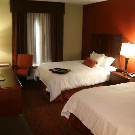 Hampton Inn Tomah-3