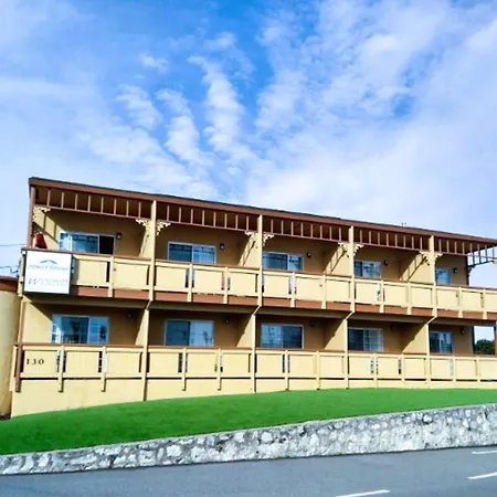 Howard Johnson By Wyndham Santa Cruz-2